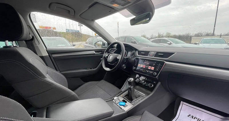 Skoda Superb cena 84900 przebieg: 145000, rok produkcji 2021 z Zator małe 352